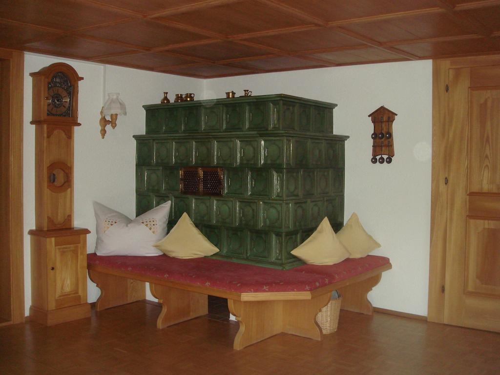 Apartment Sutterluety Bezau Quarto foto